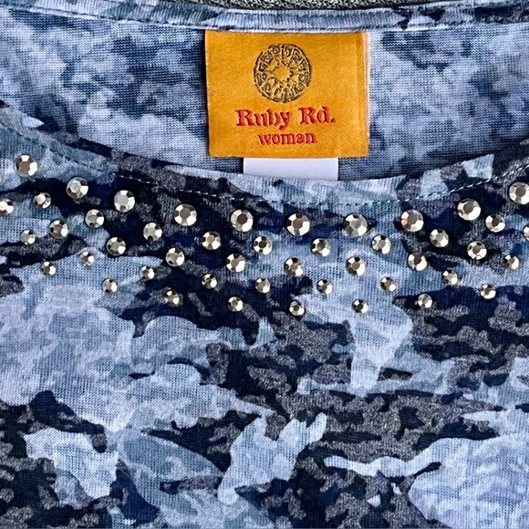 Ruby Rd Denim Blue Camo Print Studded Top 3X - Picture 2 of 14